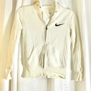 Women’s Nike Zip-up Hoodie